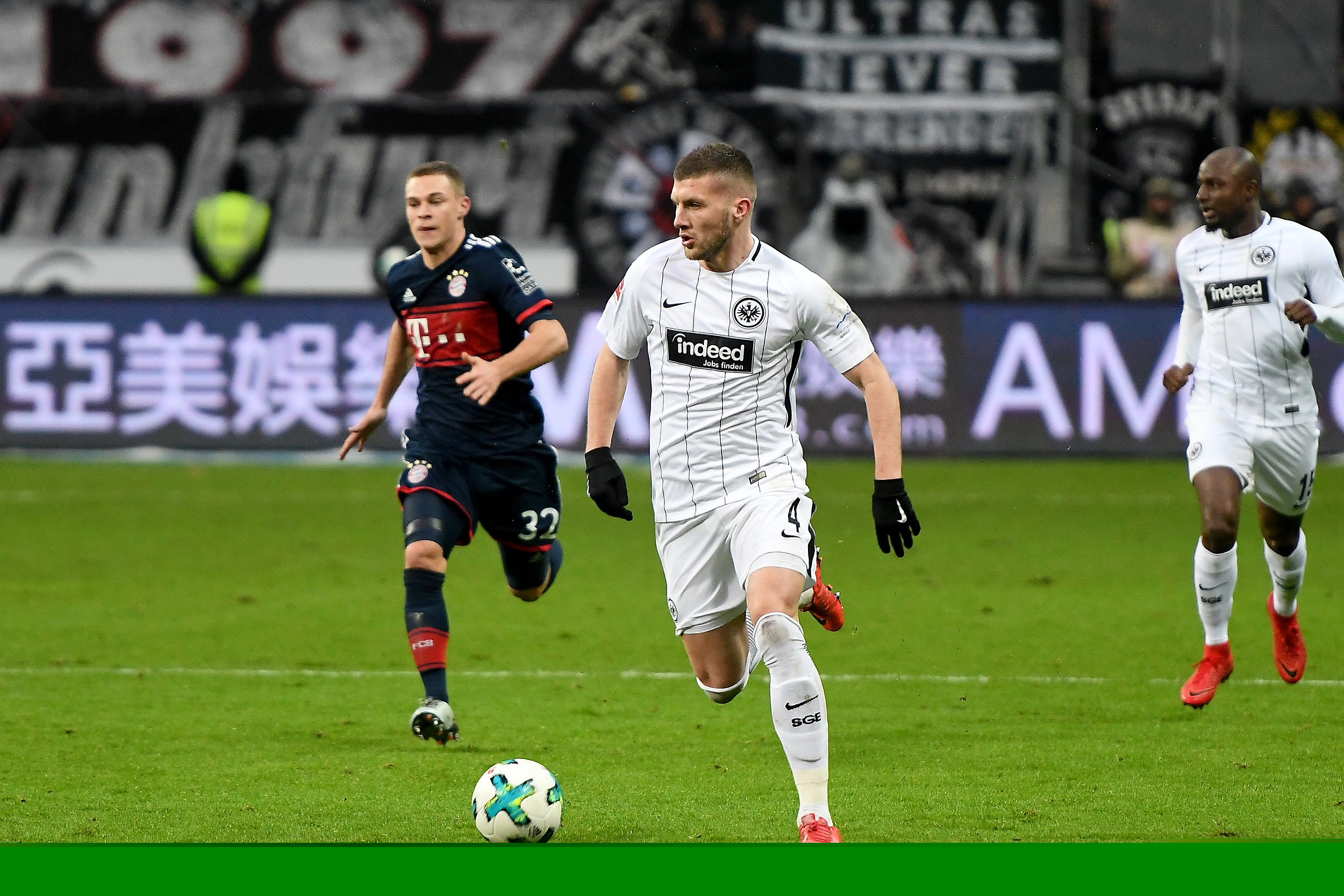 应拉开空间 应拉开空间